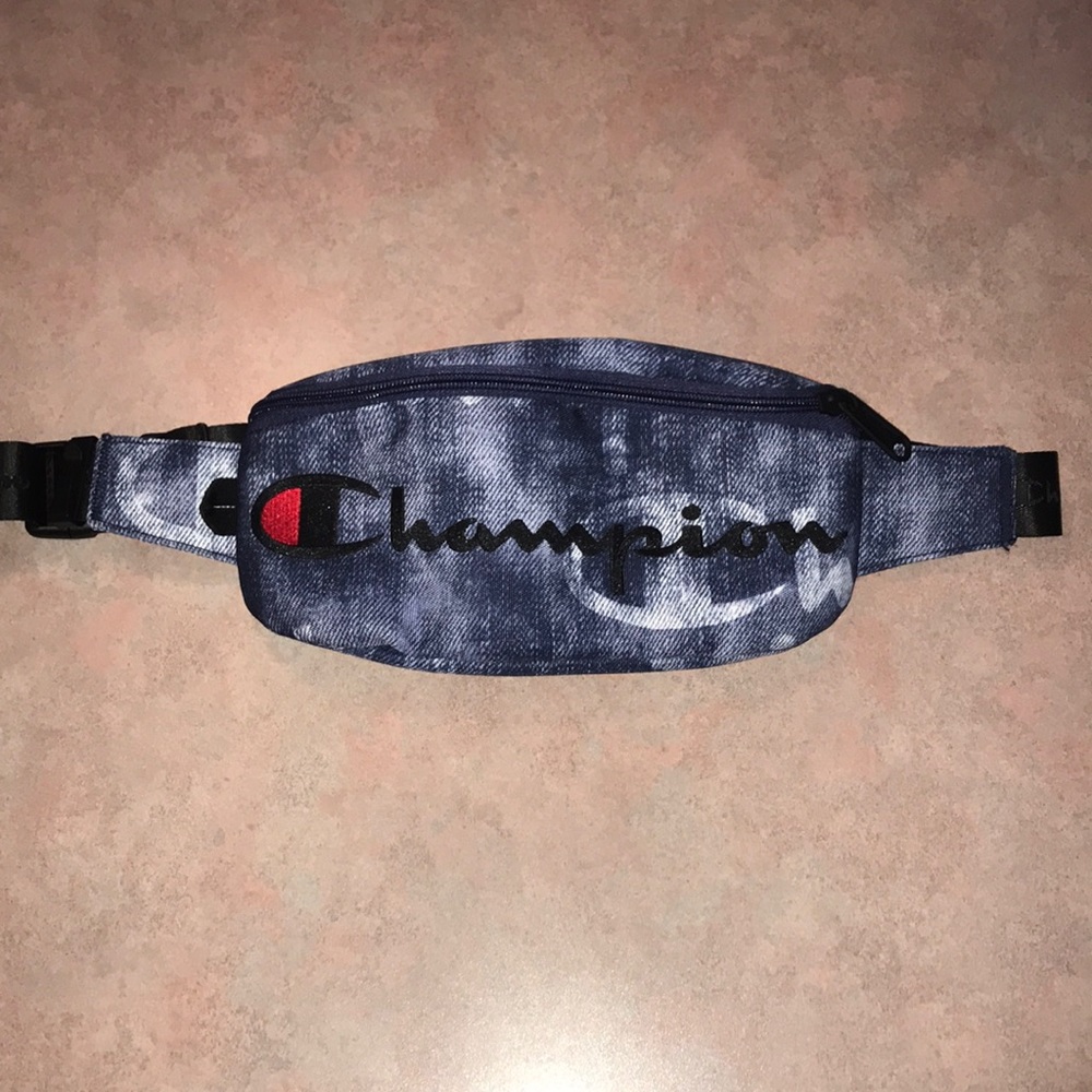 Champion Fanny Pack